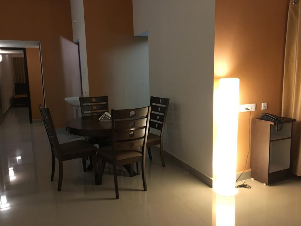 ชโยติ สวีท Apartment Tiruchirappalli ภายนอก รูปภาพ