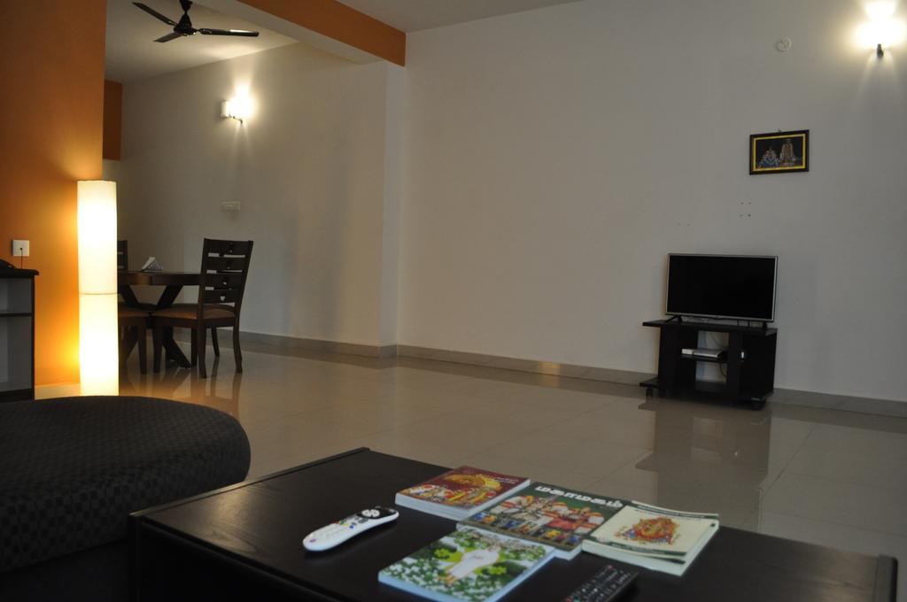 ชโยติ สวีท Apartment Tiruchirappalli ภายนอก รูปภาพ