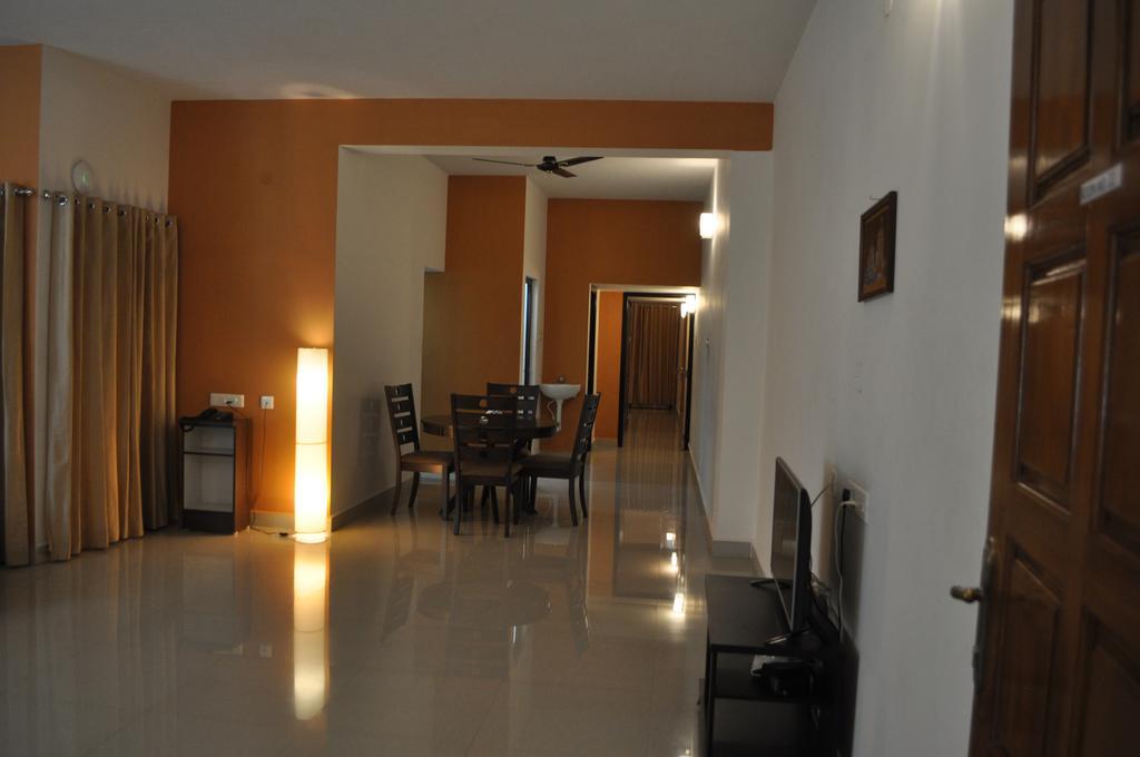 ชโยติ สวีท Apartment Tiruchirappalli ภายนอก รูปภาพ